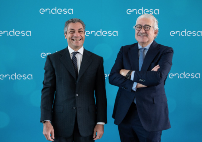 Foto Endesa eleva un 15% la inversión a 2025 hasta 8.600 millones para crecer en renovables y electrificar clientes.